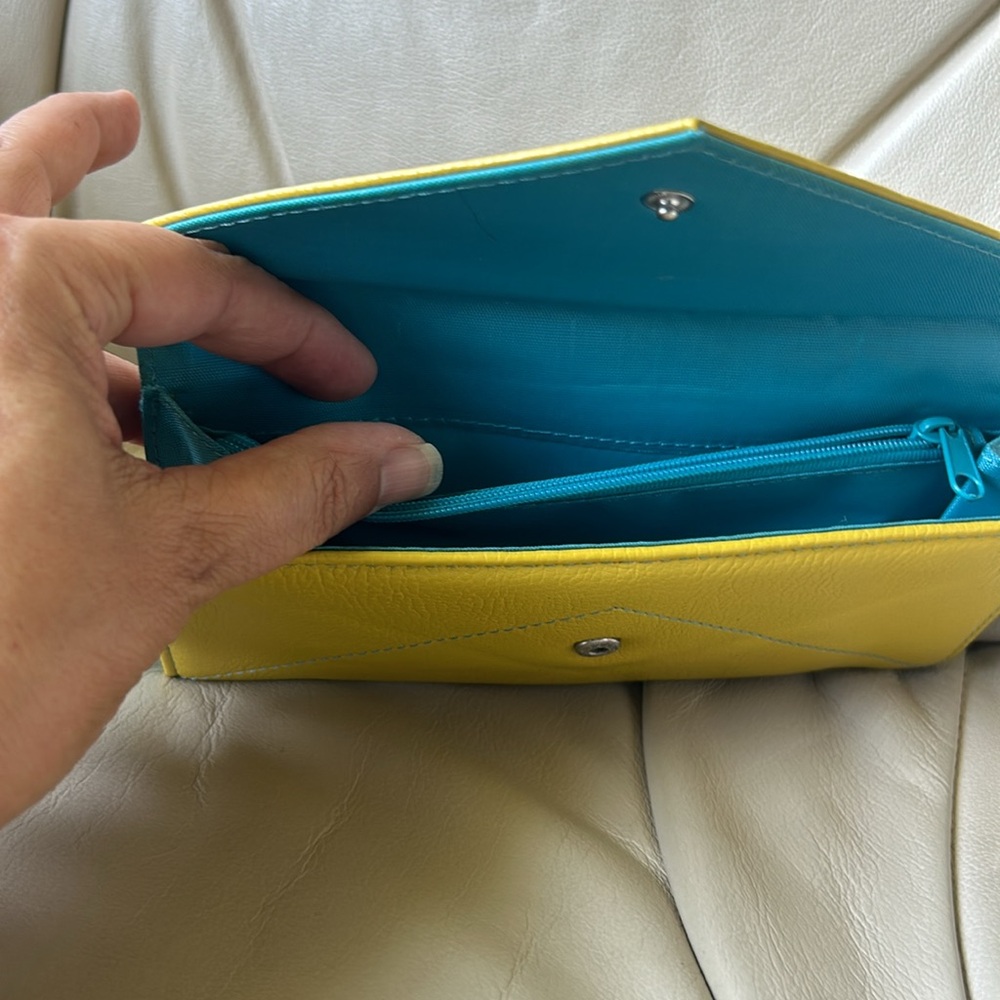 Wallet - Picture 3 of 7